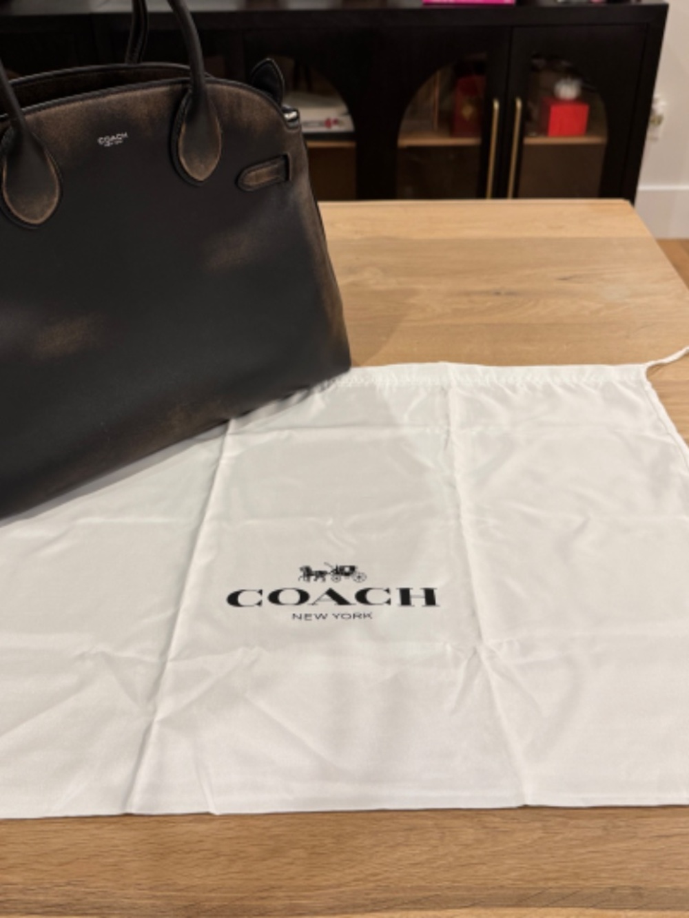 Coach Empire Carryall 40 Bag in Loved Leather W/ Charms - Picture 7 of 11